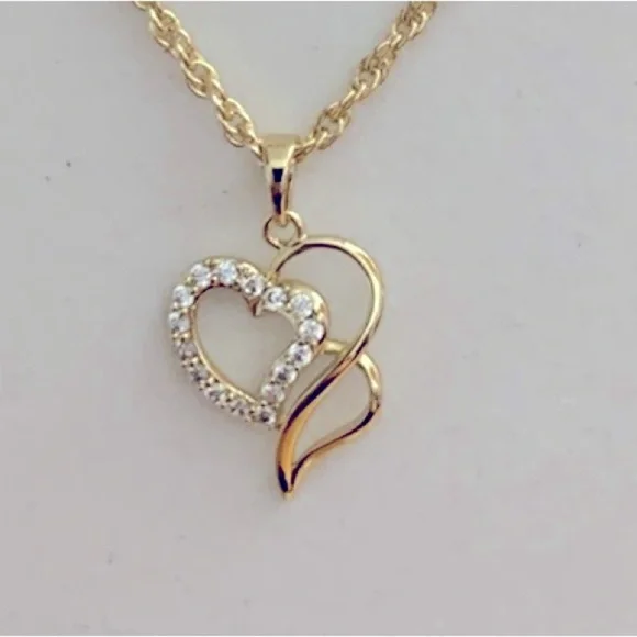 14k Gold Plated Jewelry Set with Heart Design - Picture 2 of 5
